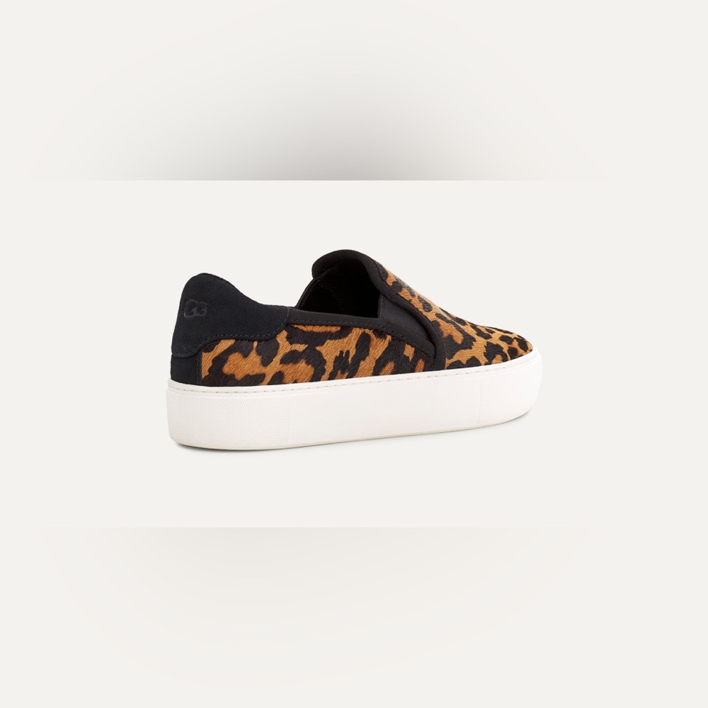 Ugg Cahlvan Panther Print Sneakers - Picture 4 of 15